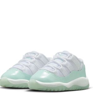 Jordan Kids Sneakers in White and Light Green